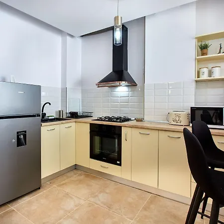 アパートホテル Onix Blue